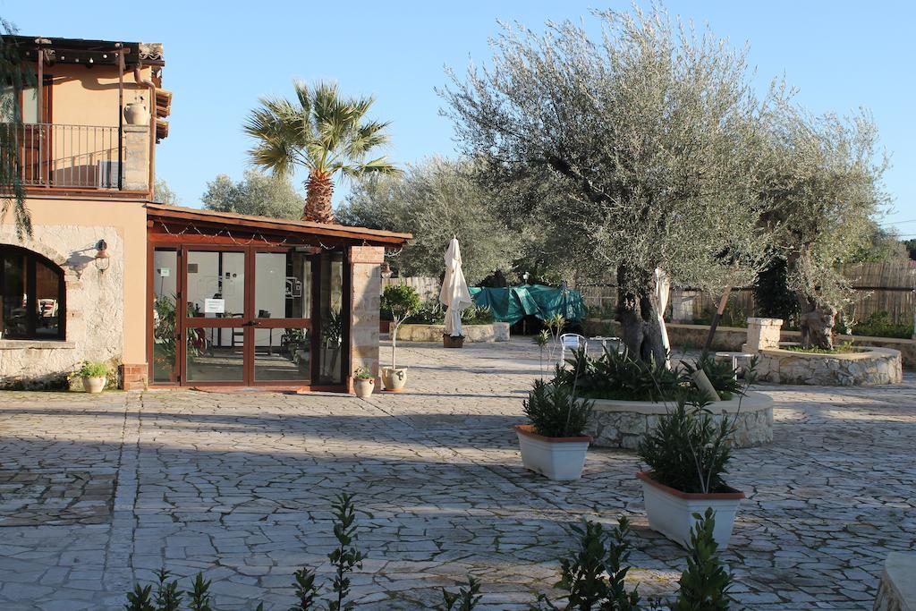 B&B Casale Siciliano Di Miryam Tiralongo Avola Exterior foto