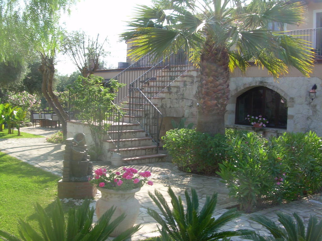 B&B Casale Siciliano Di Miryam Tiralongo Avola Exterior foto